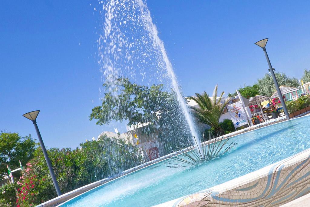 Hotel Riviera B&B ミザーノ・アドリアーティコ エクステリア 写真